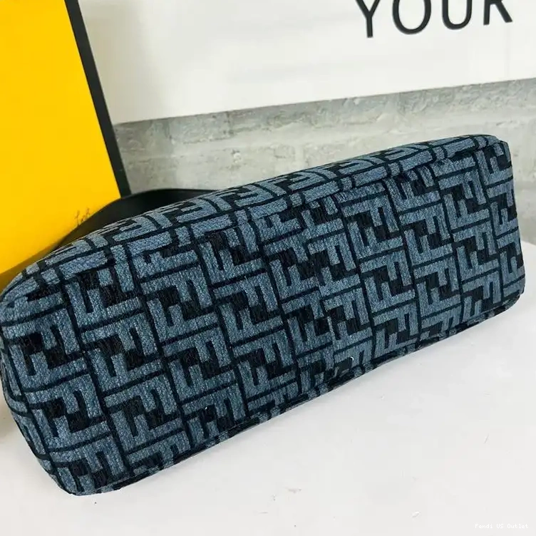 Vintage HOT In Zip Fendi FF Blue Tapestry Shoulder O'Lock Bag Fabric 0609